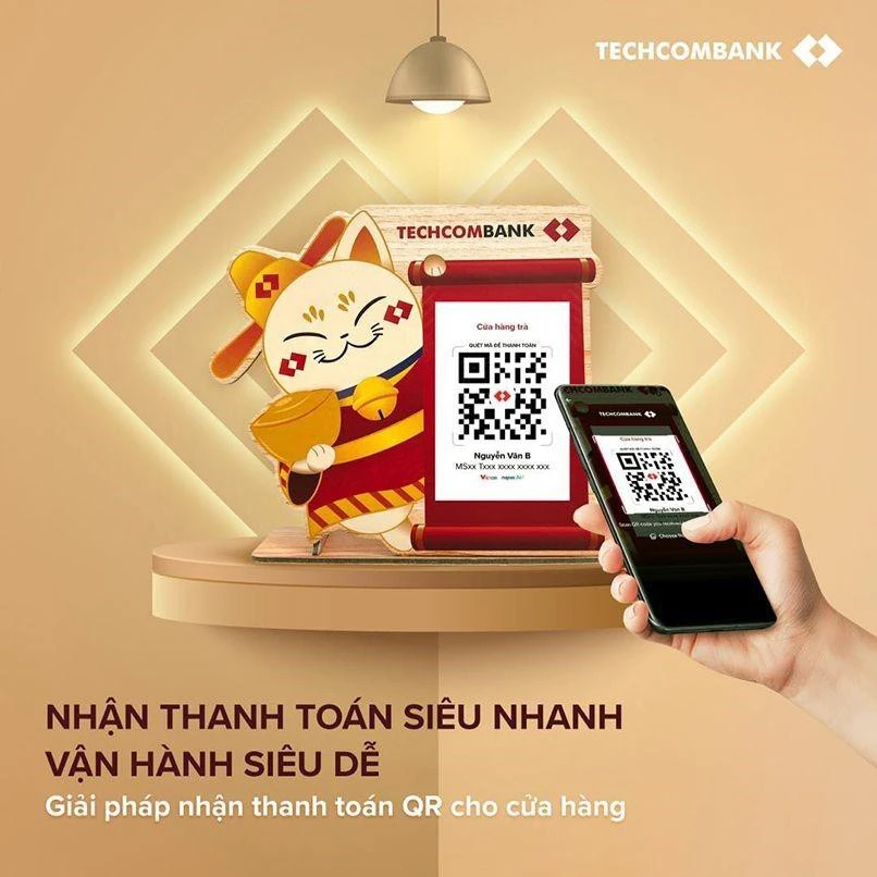 Hình ảnh khách hàng sử dụng dịch vụ ngân hàng