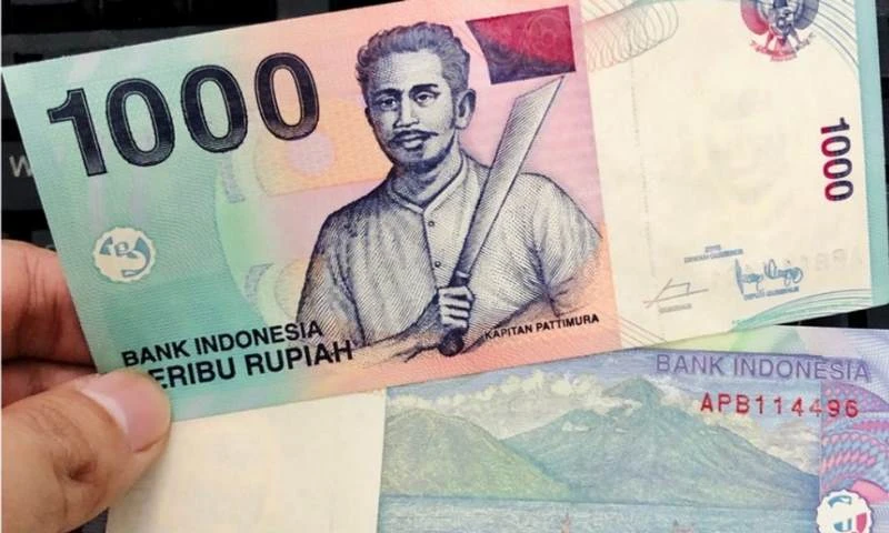 Tiền Indonesia