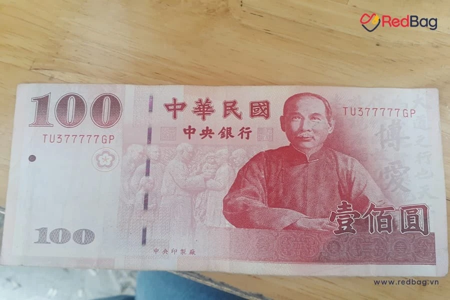 Tờ 100 Tân Đài tệ