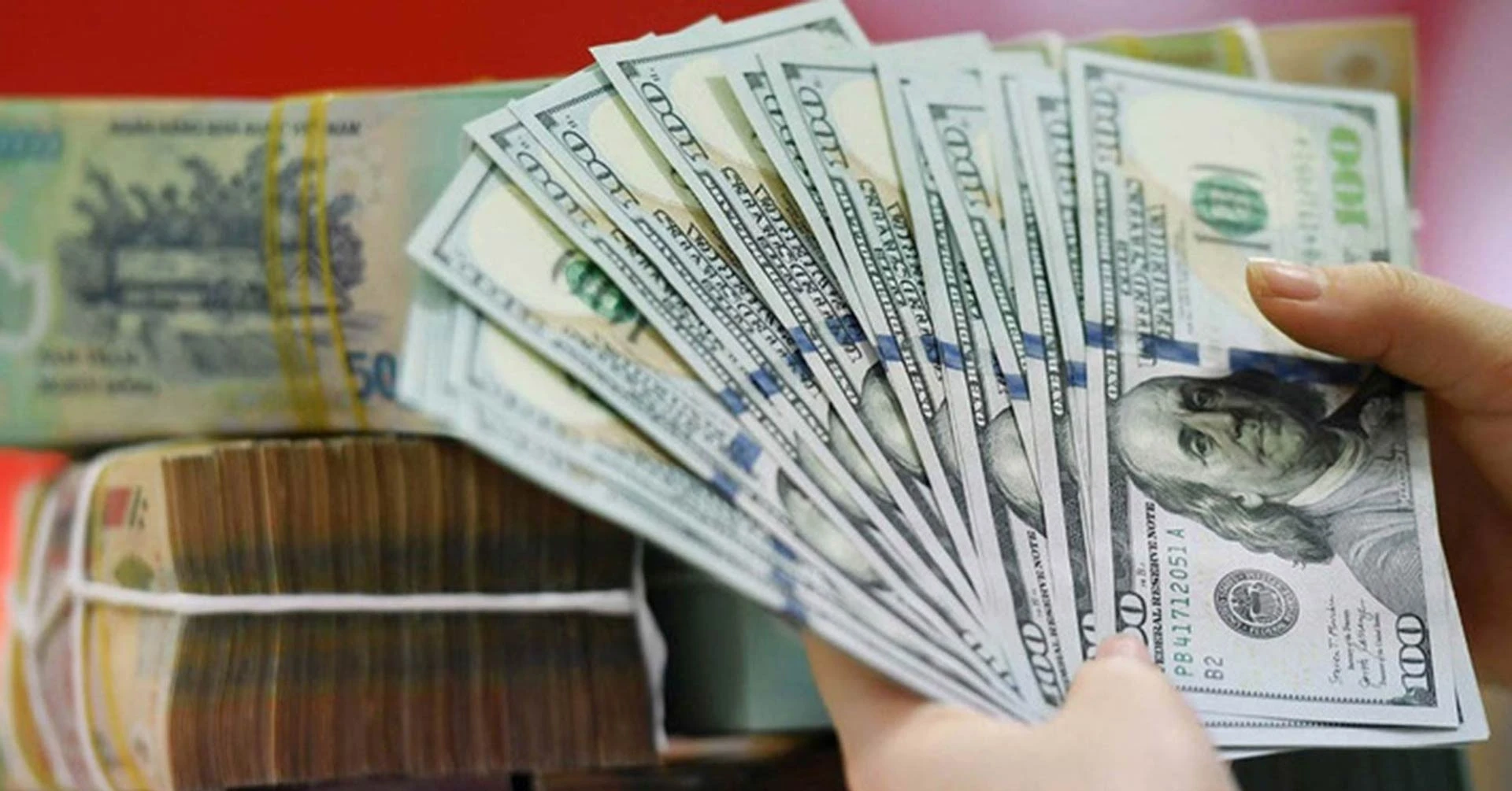 Tăng Giá USD
