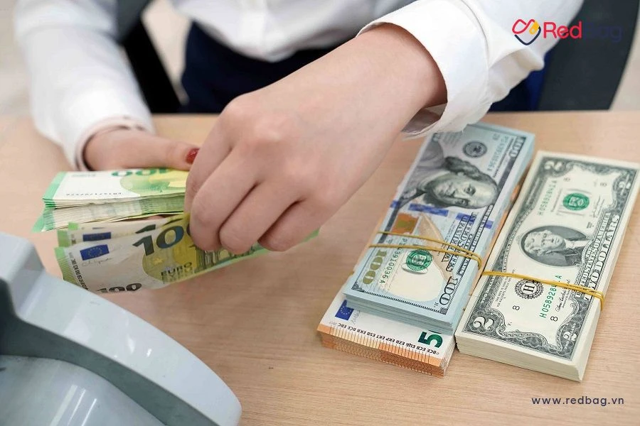 Tình hình kinh tế và tỷ giá