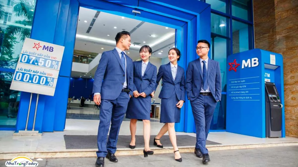 Dịch vụ khách hàng MB Bank