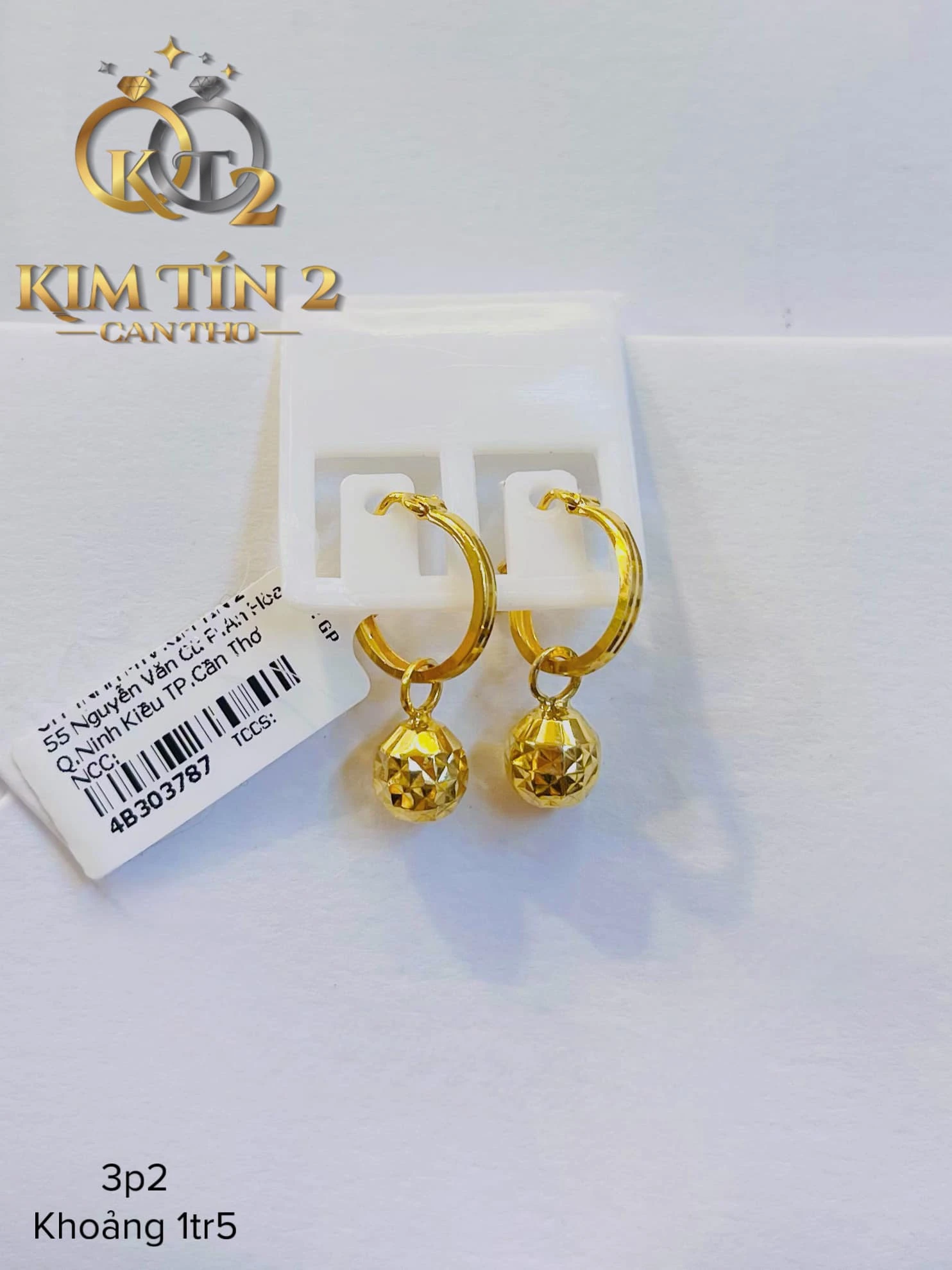 Bông tai vàng 18K