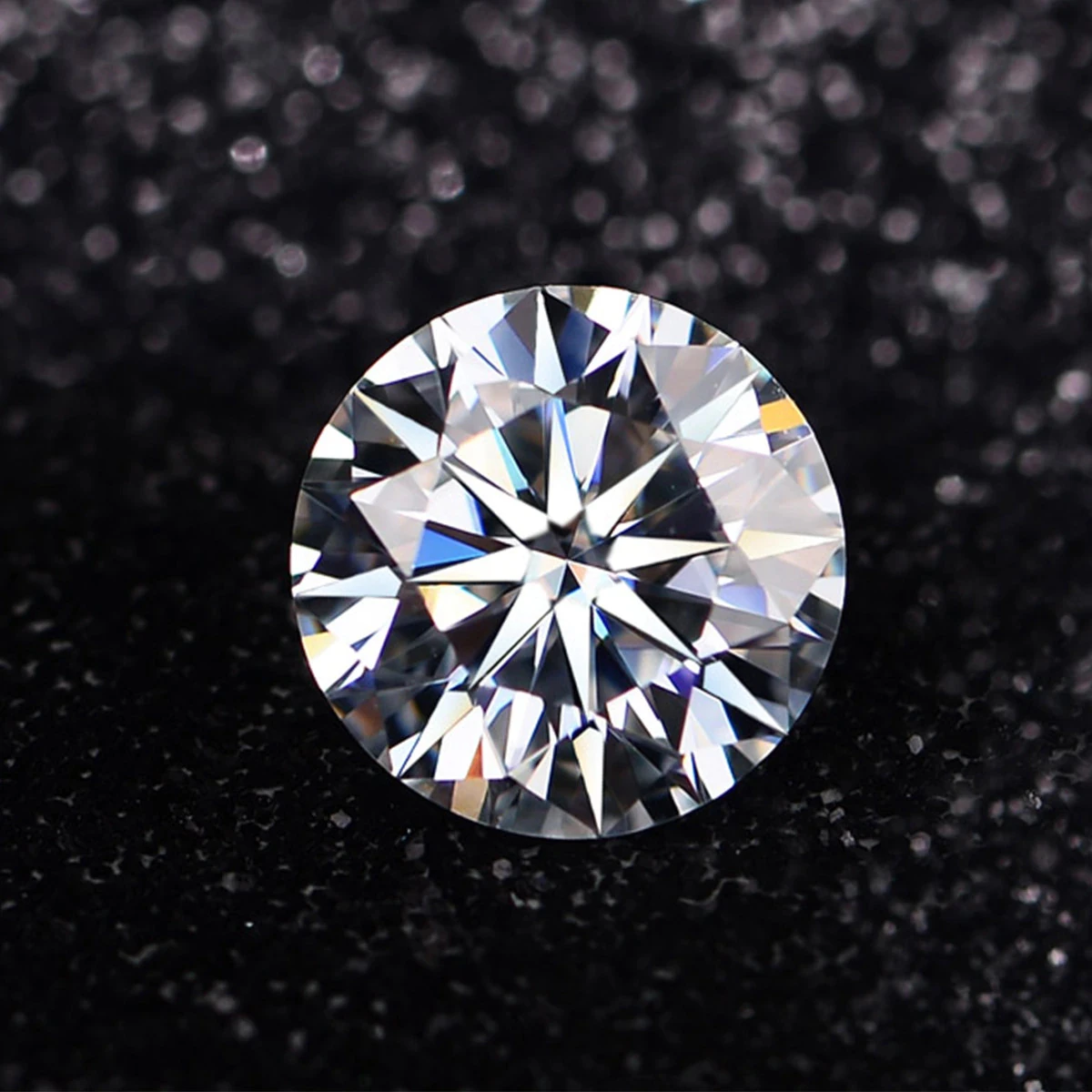 Kim cương 1 carat trên nhẫn cưới