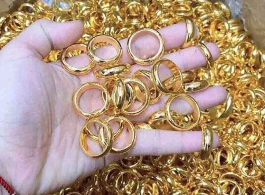 Giá vàng 18K