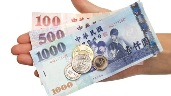 Tiền Đài Loan