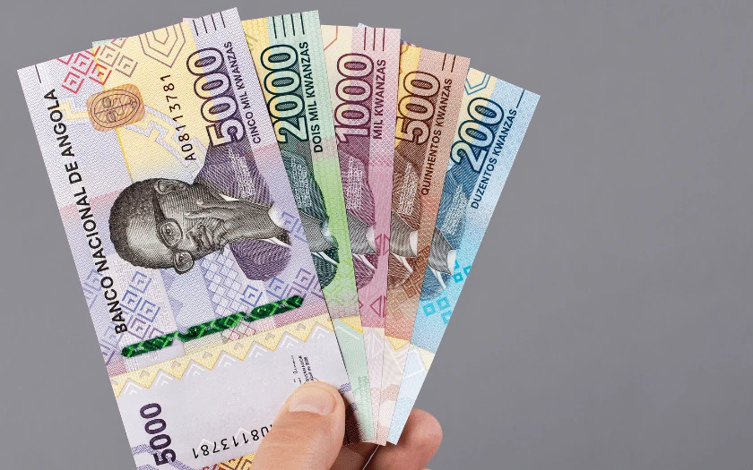 Chuyển đổi tiền tệ