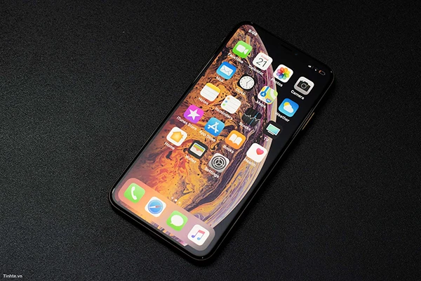 Mở hộp, đánh giá nhanh iPhone Xs Max tại Việt Nam: Camera tốt hơn, màn hình kích thước lớn, thiết kế sang trọng