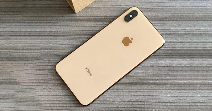 iPhone Xs Max giá giảm bao nhiêu? Có nên mua iPhone Xs Max trong năm 2023 không?