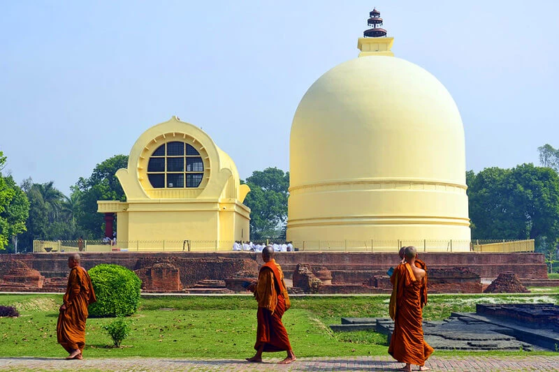 Tour Du Lịch Tâm Linh: Ấn Độ - Nepal - Thái Lan | 14 Ngày/13 Đêm