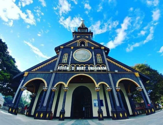 Tour Du Lịch Tây Nguyên: Buôn Ma Thuột - Buôn Đôn - Pleiku - Kontum - Măng Đen