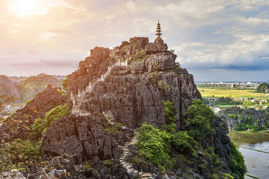 A guide to the boat tours of Ninh Binh | Vietnam Tourism