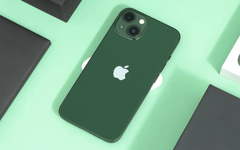 iPhone 13 có mấy màu? Màu nào đẹp nhất, nên mua màu nào? - Thegioididong.com