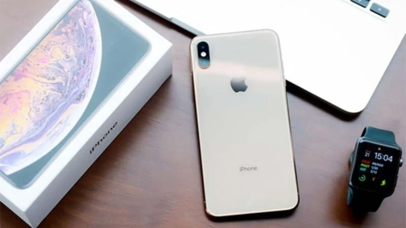 So sánh iPhone XS Max và iPhone 11, máy nào tốt hơn, cấu hình mạnh hơn - Thegioididong.com
