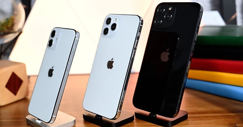 So sánh các phiên bản iPhone 12, iPhone 12 Pro và iPhone 12 Pro Max - Thegioididong.com
