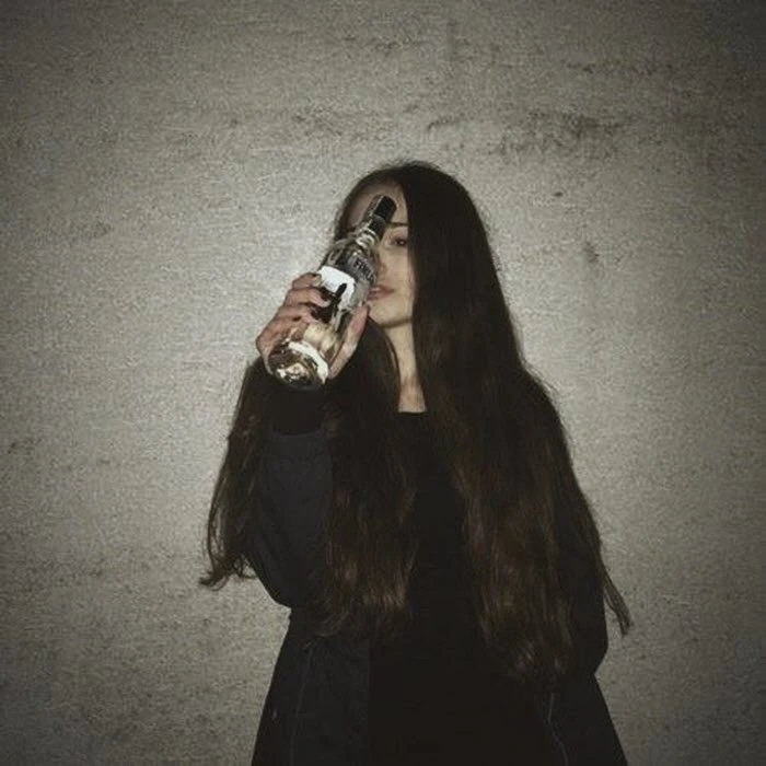 Hình ảnh nhậu một mình tuyệt vời