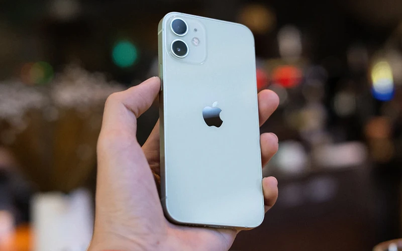 So sánh các phiên bản iPhone 12, iPhone 12 Pro và iPhone 12 Pro Max - Thegioididong.com