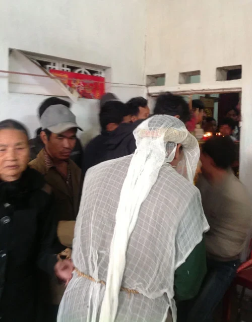 Chùm ảnh: Đám tang cụ Hà Thị Cầu đông mà lặng lẽ...