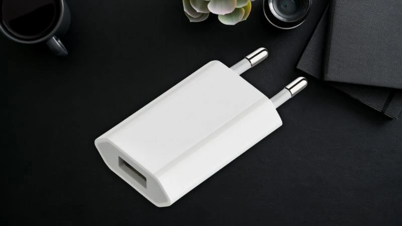 Củ sạc Apple (Iphone) chính hãng, chất lượng, giá tốt tại ĐMX - 12/2024