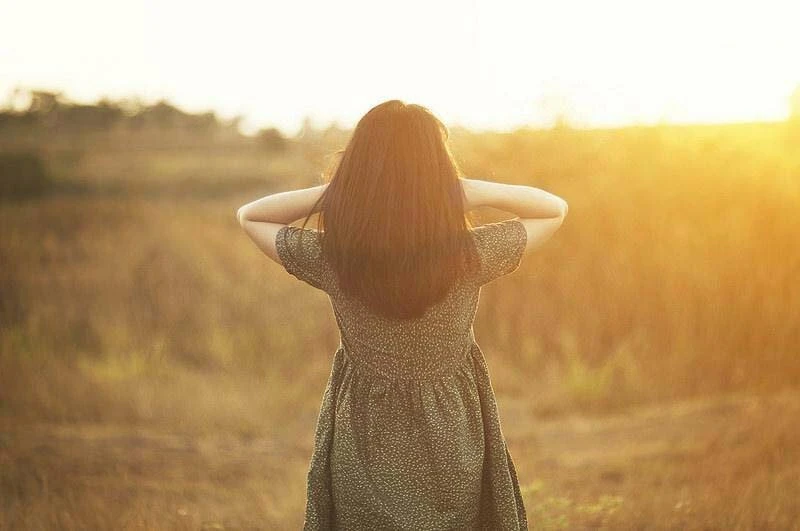 300+ Ảnh Đại Diện Đẹp Cho Nữ Che Mặt Đẹp, Cá Tính Nhất