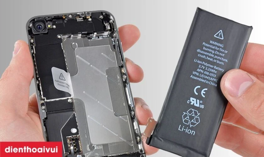 Bảng giá thay pin iPhone 7 rẻ nhất tháng 12/2024