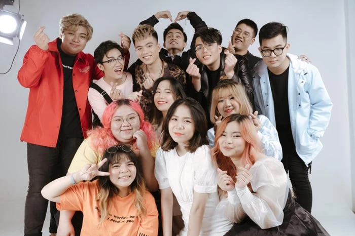 Hình ảnh dễ thương của Hero Team