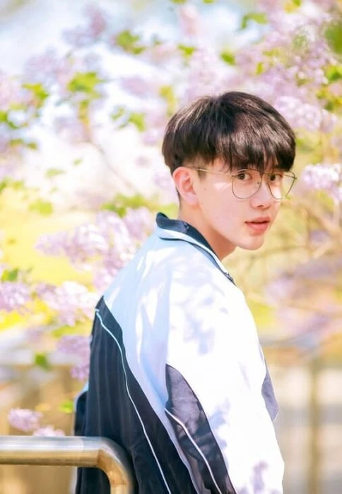 Ảnh nam sinh học sinh cấp 2, cấp 3 đẹp trai