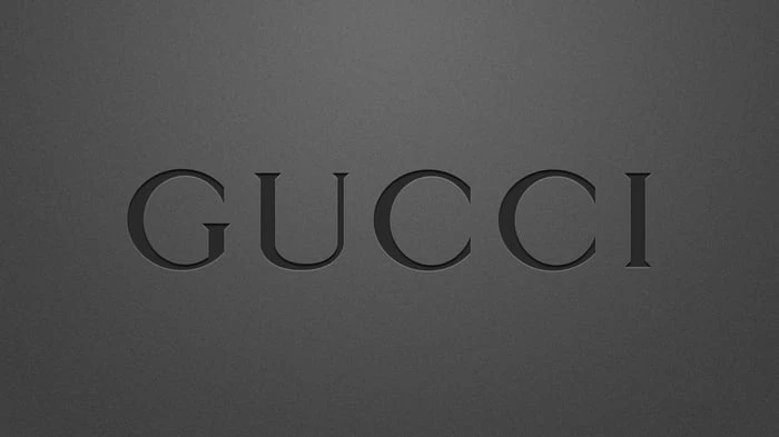 Ảnh đẹp hoàn hảo của Gucci trên nền đen