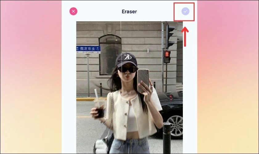 Hướng dẫn cách xóa người trong ảnh trên iPhone nhanh, đẹp mắt