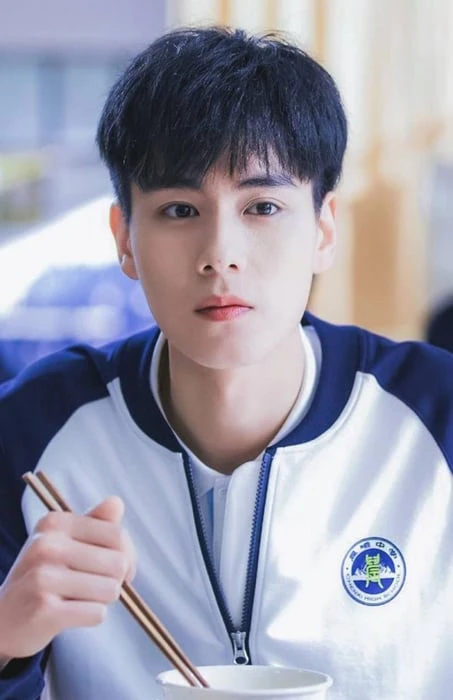 Ảnh nam sinh học sinh cấp 2, cấp 3 đẹp trai