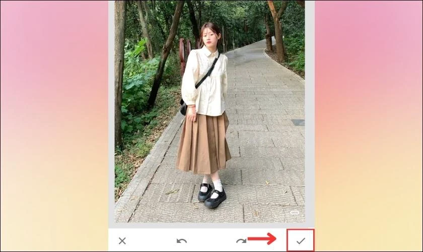 Hướng dẫn cách xóa người trong ảnh trên iPhone nhanh, đẹp mắt