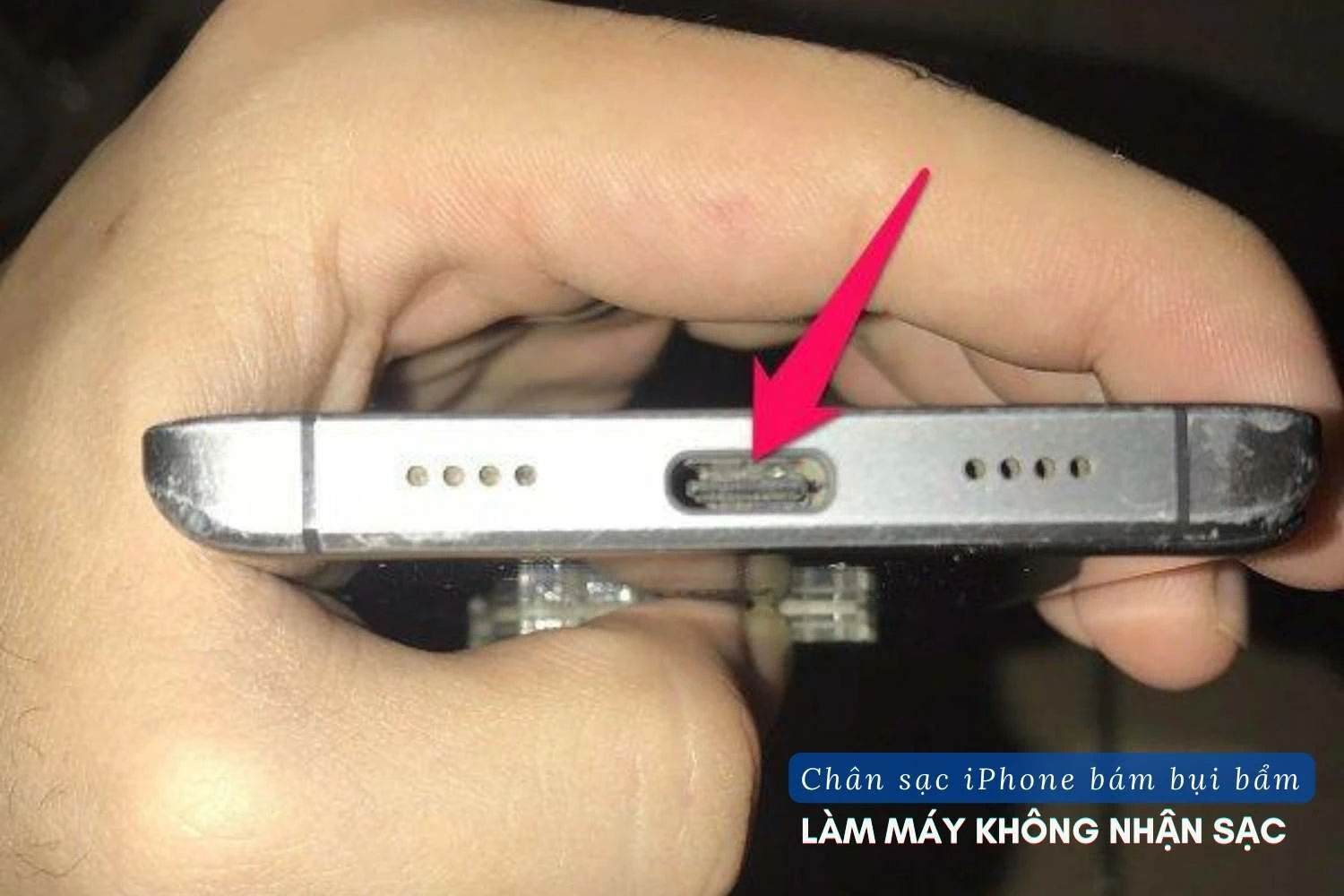 Bảng giá thay chân sạc iPhone chính hãng tháng 12/2024