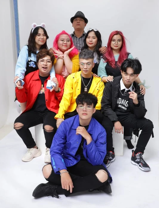 Hình ảnh dễ thương của Hero Team