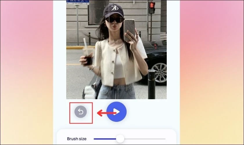 Hướng dẫn cách xóa người trong ảnh trên iPhone nhanh, đẹp mắt