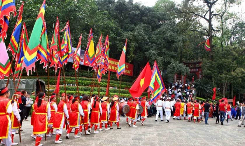 Gợi ý các mẫu poster, tranh vẽ Giỗ Tổ Hùng Vương đẹp, ý nghĩa