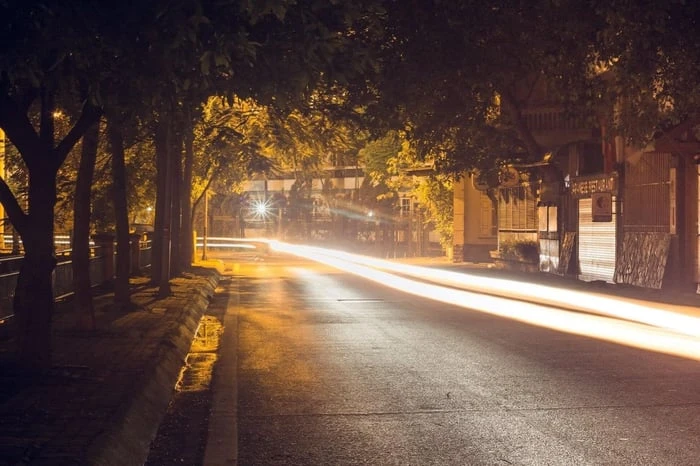 Ảnh tuyệt vời của Hồ Tây trong đêm