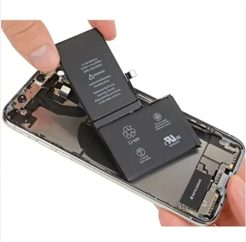 Thay pin iPhone 11 Pro Chính hãng - Sửa chữa uy tín, lấy ngay sau 15 phút