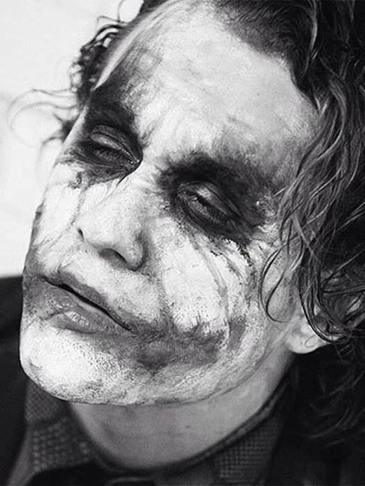 Bức tranh thằng hề khóc đẹp