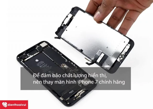 Thay màn hình iPhone 7