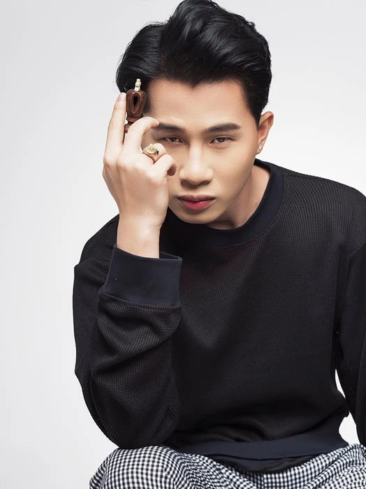 Ngắm bức tranh vẻ đẹp lôi cuốn của Jack trong năm 2024