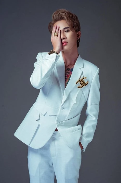 Ngắm bức tranh vẻ đẹp lôi cuốn của Jack trong năm 2024