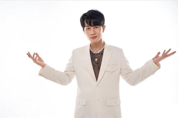 Ngắm bức tranh vẻ đẹp lôi cuốn của Jack trong năm 2024