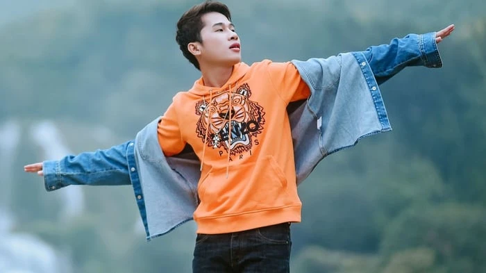 Ngắm bức tranh vẻ đẹp lôi cuốn của Jack trong năm 2024