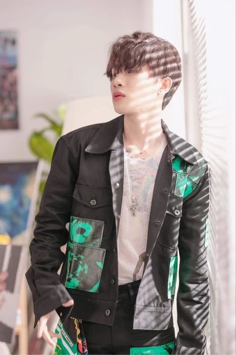 Ngắm bức tranh vẻ đẹp lôi cuốn của Jack trong năm 2024