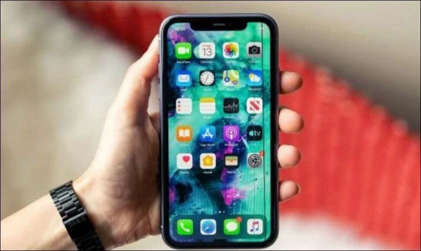 Sửa màn hình iPhone 11 bị sọc ngang bao nhiêu tiền?