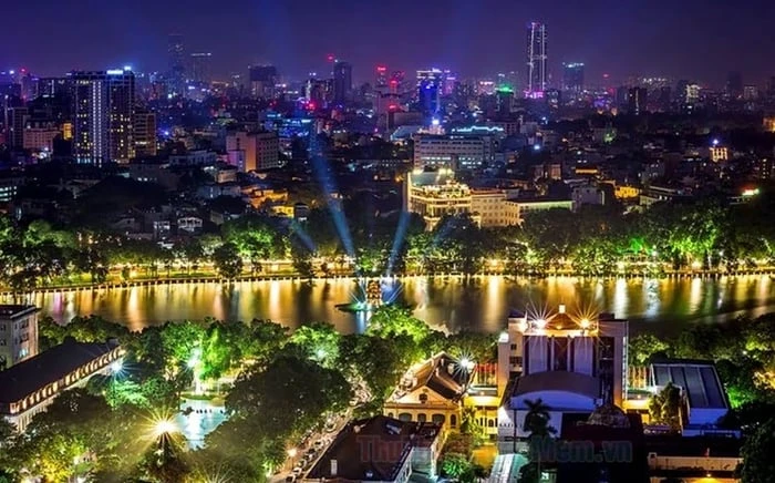 Khám Phá Hà Nội Về Đêm Với Ánh Sáng Rực Rỡ