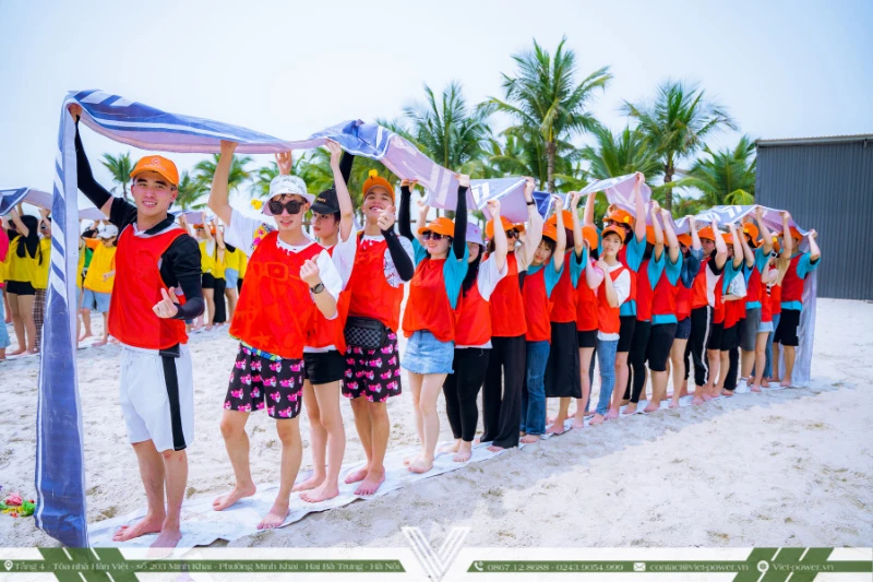 Top 35 trò chơi team building ngoài trời vui nhộn nhất 2025