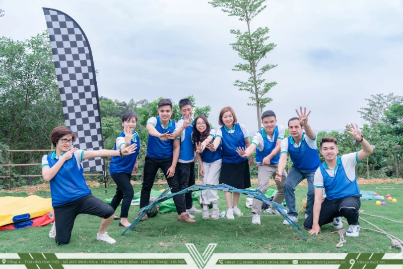 Top 35 trò chơi team building ngoài trời vui nhộn nhất 2025