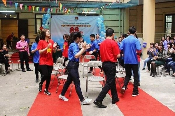 20+ Trò Chơi Team Building Trong Nhà Khuấy Động Không Khí HOT 2024