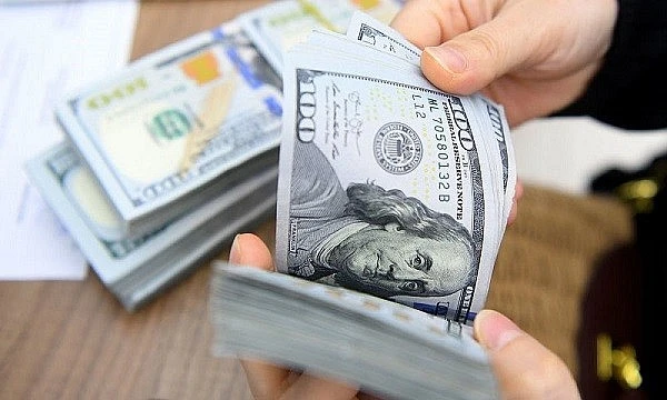 Tỷ giá hôm nay (15/1): Đồng USD thế giới lao dốc, “chợ đen” giảm nhẹ ở chiều bán ra